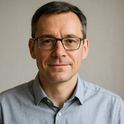 Stefan W.